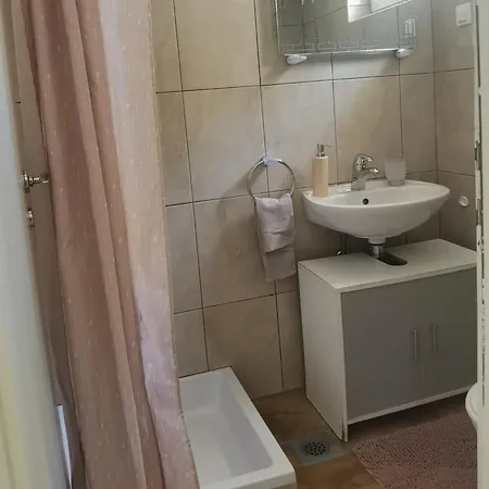 Appartement Fantina 2 *