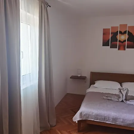 Fantina 2 Appartement Sveti Filip i Jakov